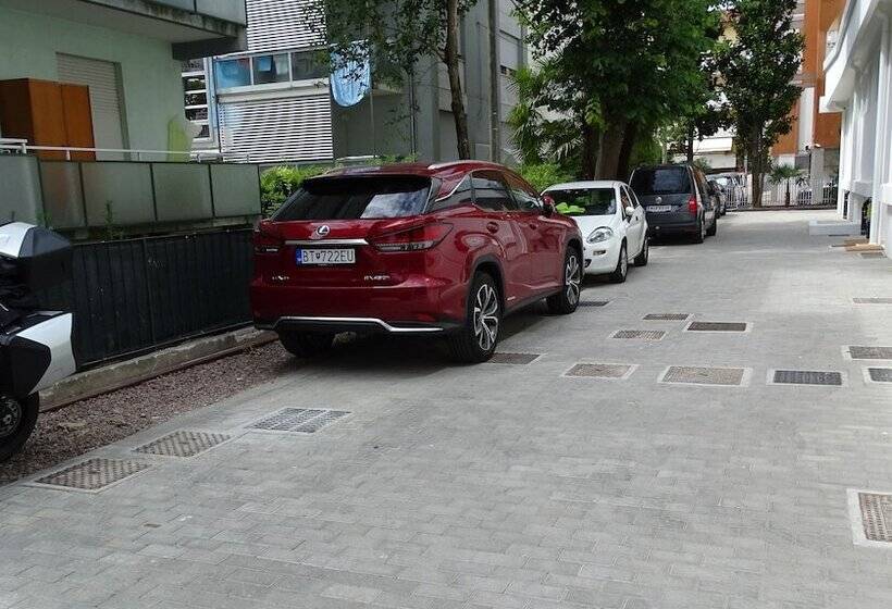 בית מלון כפרי Riva Palace