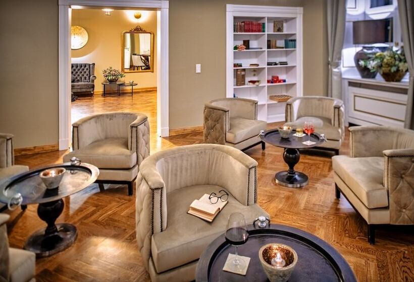 ホテル Schloss Rattey