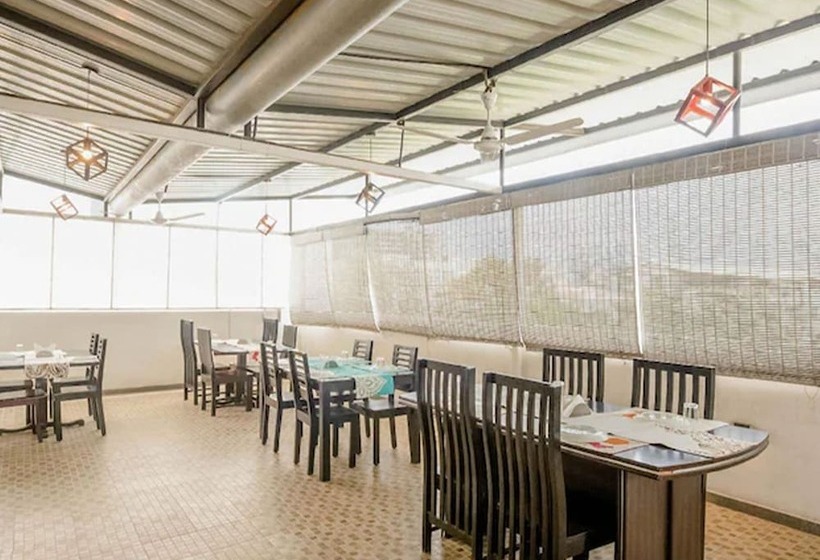 هتل The Altruist Business Stays