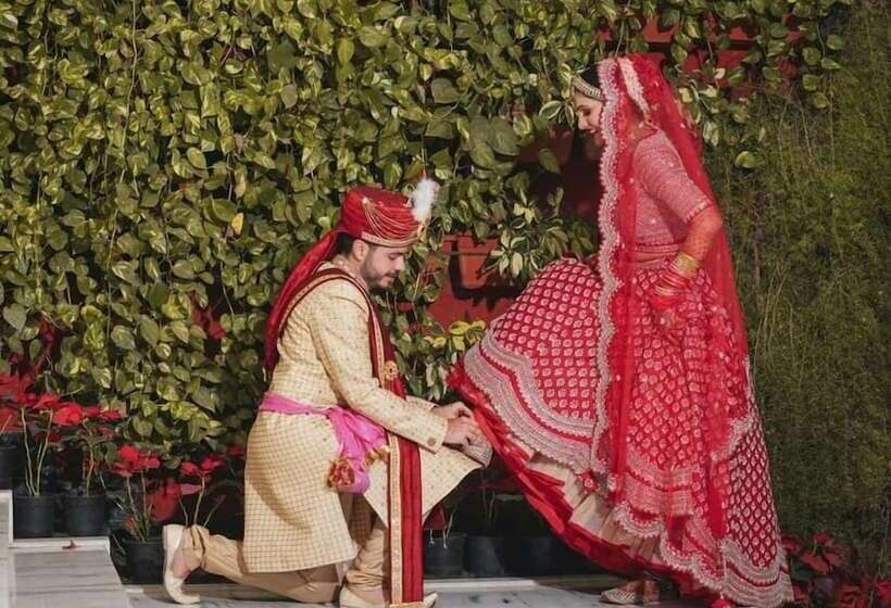 בית מלון כפרי The Lalita Grand