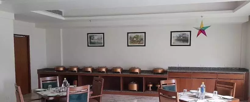 Hotelli The Lalita Grand