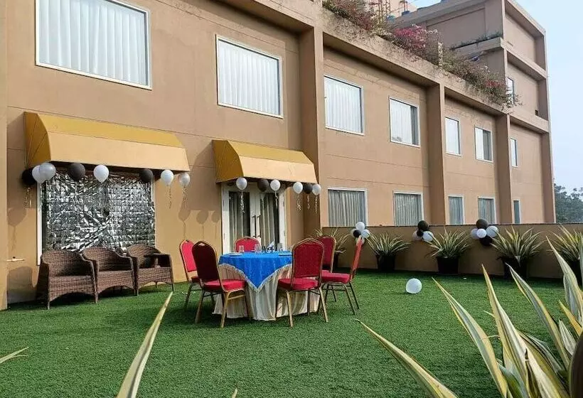 Hotelli The Lalita Grand