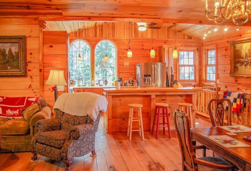 La Casa Del Amour In Sapphire