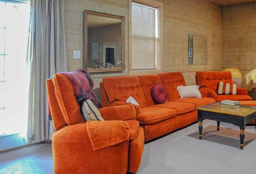 La Casa Del Amour In Sapphire