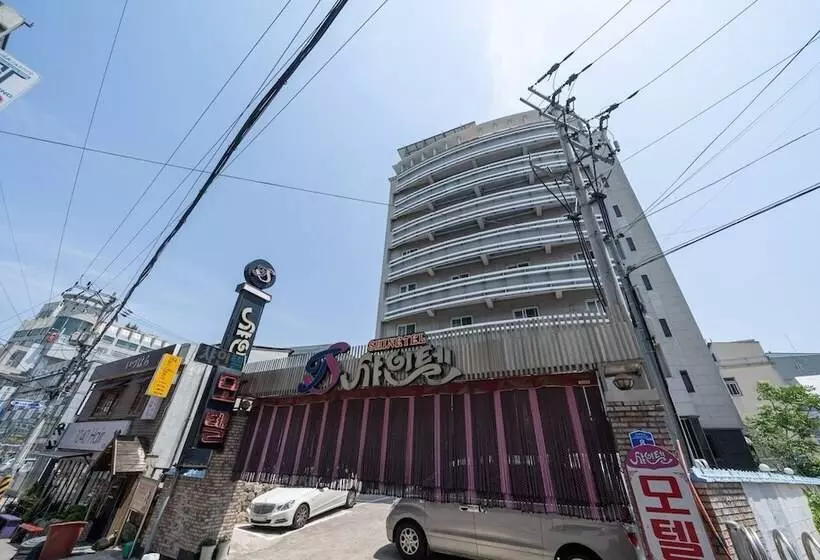 مُتل Gangneung Shintel