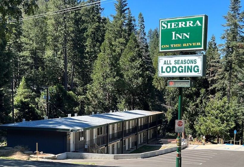 فندق على الطريق Sierra Inn On The River
