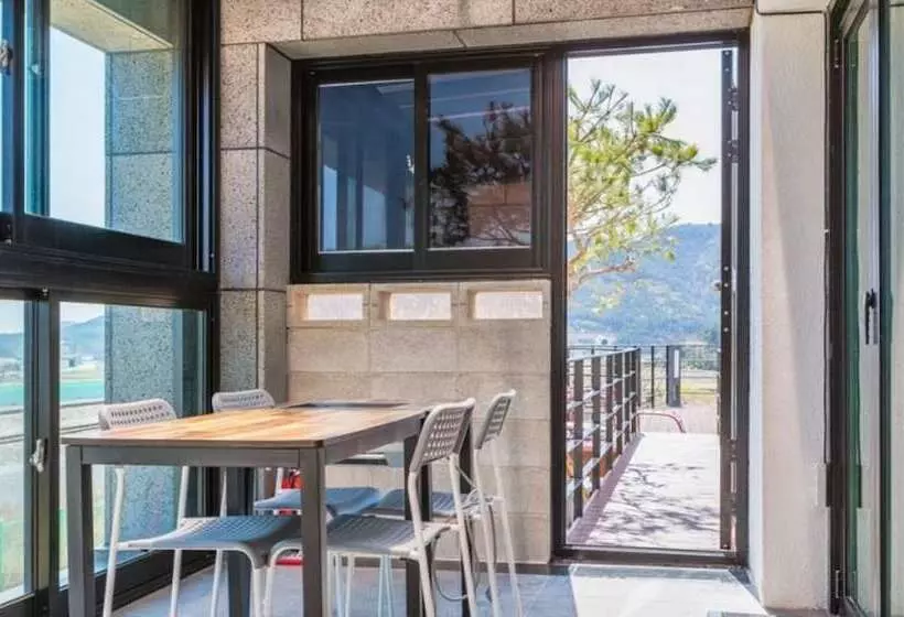 Pohang Plan 128 Pool Villa Pension