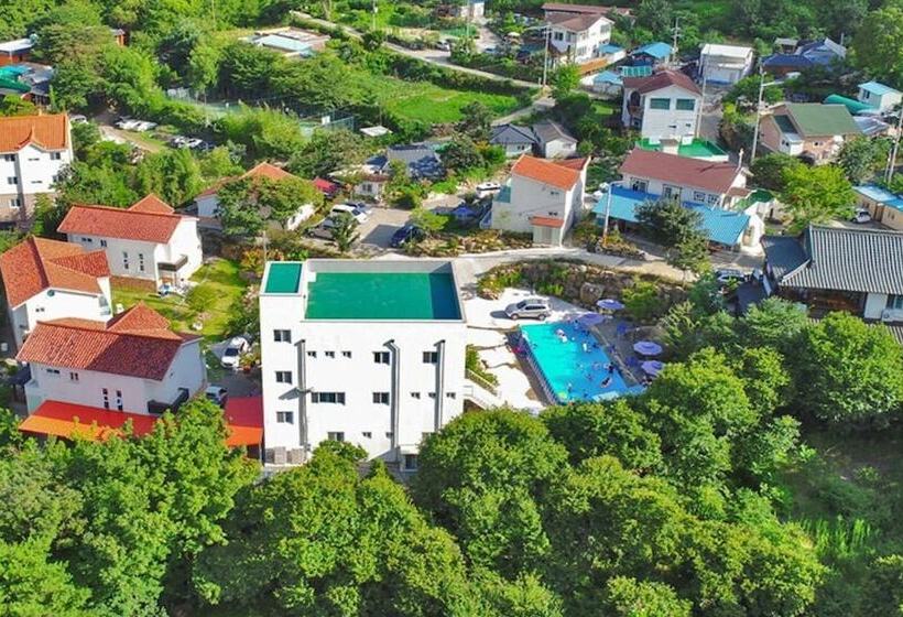 Sancheong Cheonrihyang Pension