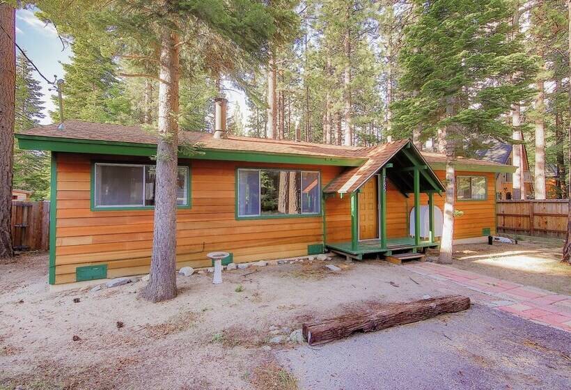 Whispering Pines Cabin   Family And Pet Friendly Abode