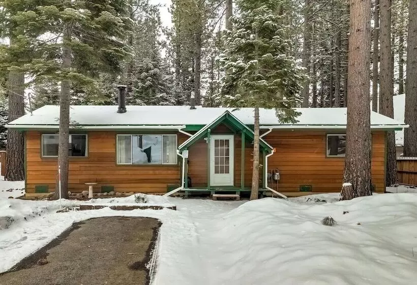 Whispering Pines Cabin   Family And Pet Friendly Abode