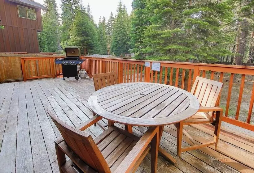 Whispering Pines Cabin   Family And Pet Friendly Abode