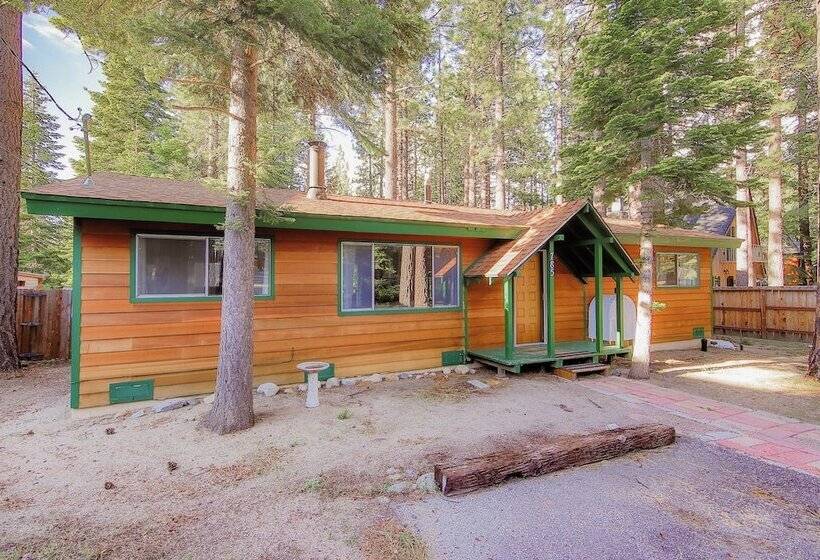 Whispering Pines Cabin   Family And Pet Friendly Abode