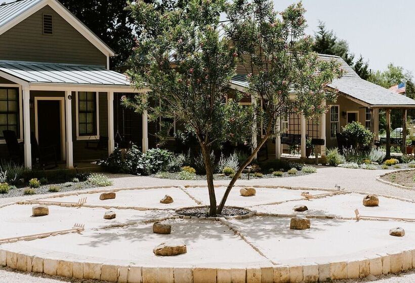 住宿加早餐  Hill Country Herb Garden