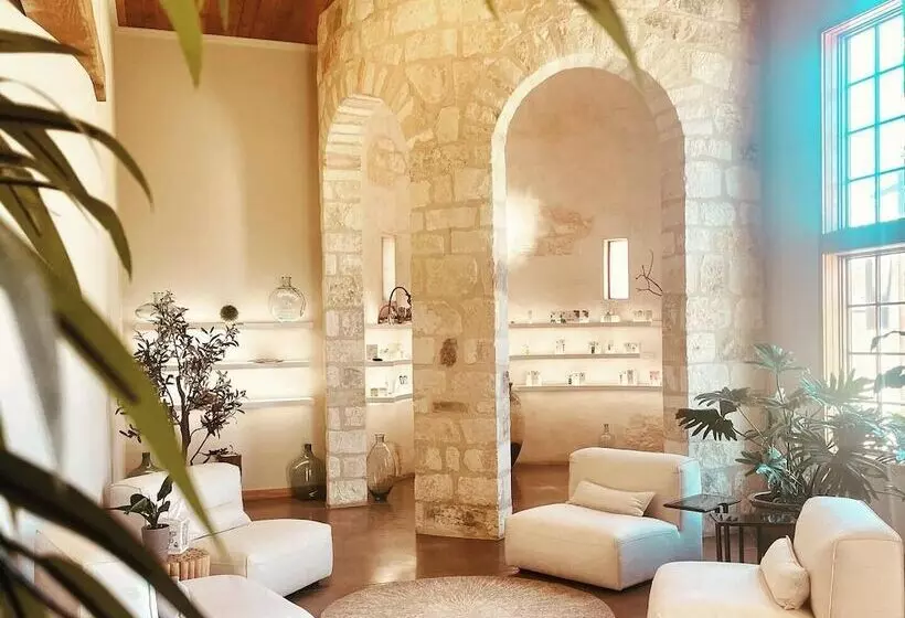تختخواب و صبحانه Hill Country Herb Garden