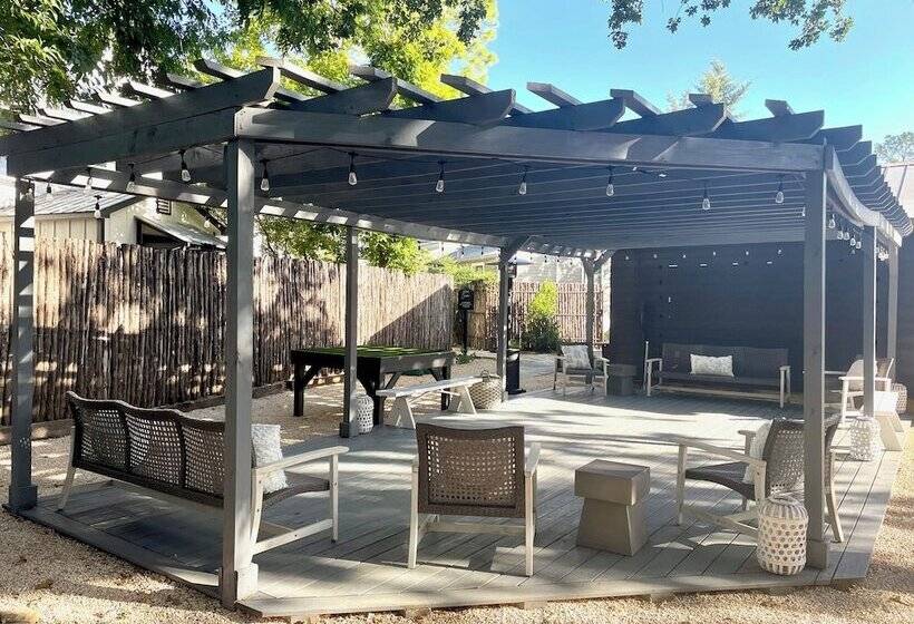 住宿加早餐  Hill Country Herb Garden