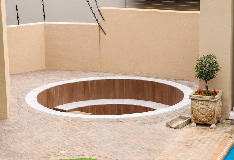 住宿加早餐  Letsatsing Lodge