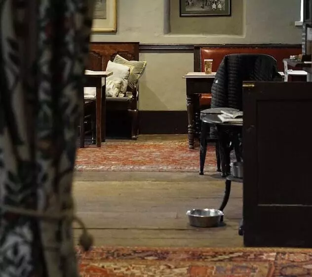 ベッドアンドブレックファースト The Derby Arms Witherslack