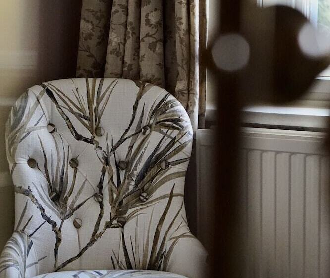 住宿加早餐  The Derby Arms Witherslack