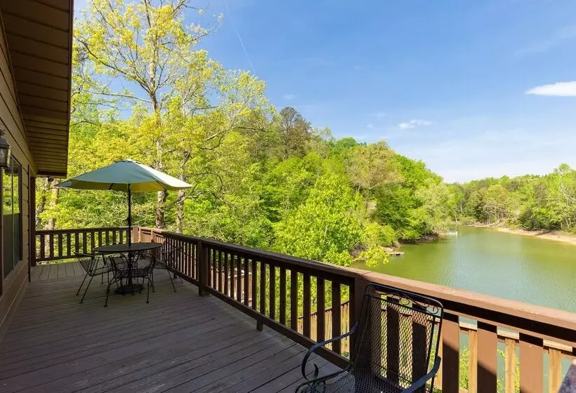 Country Oasis
