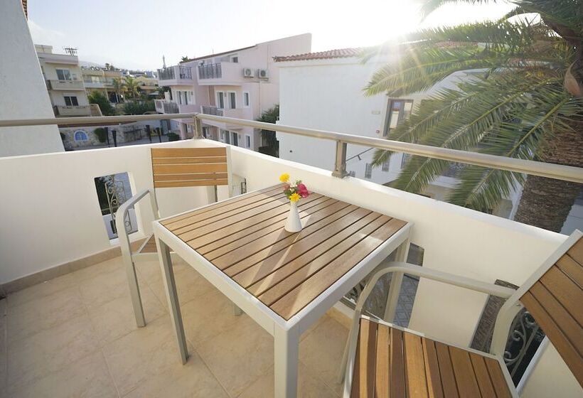 Flamingos Hotel Apartments