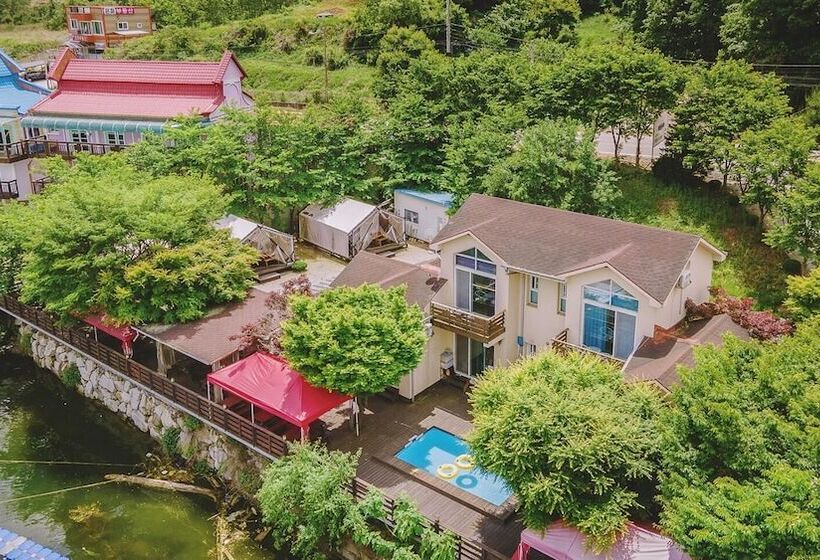 Gapyeong Lavitapensionglamping