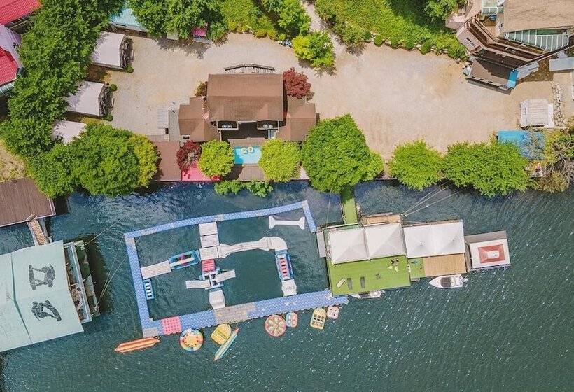 Gapyeong Lavitapensionglamping