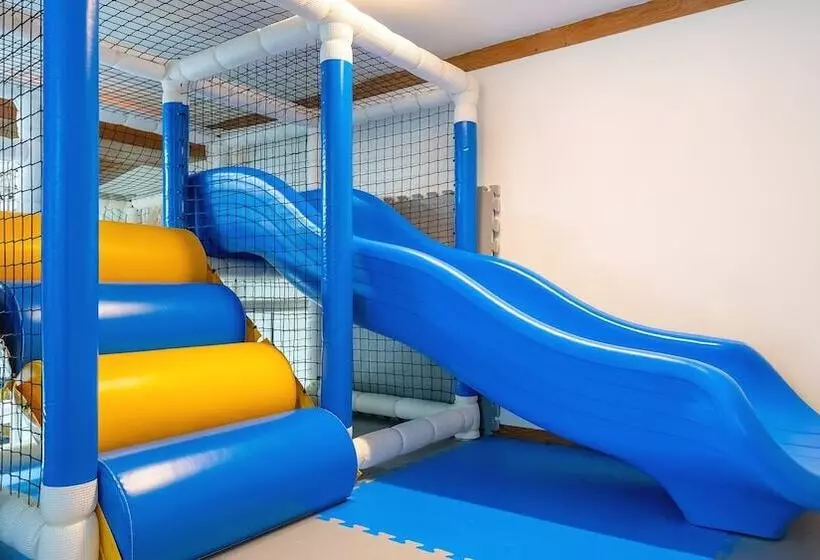 Gapyeong Lucerne Kids Spa Pension