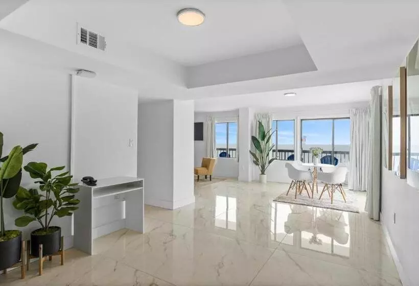 هتل Grande Beach Resort