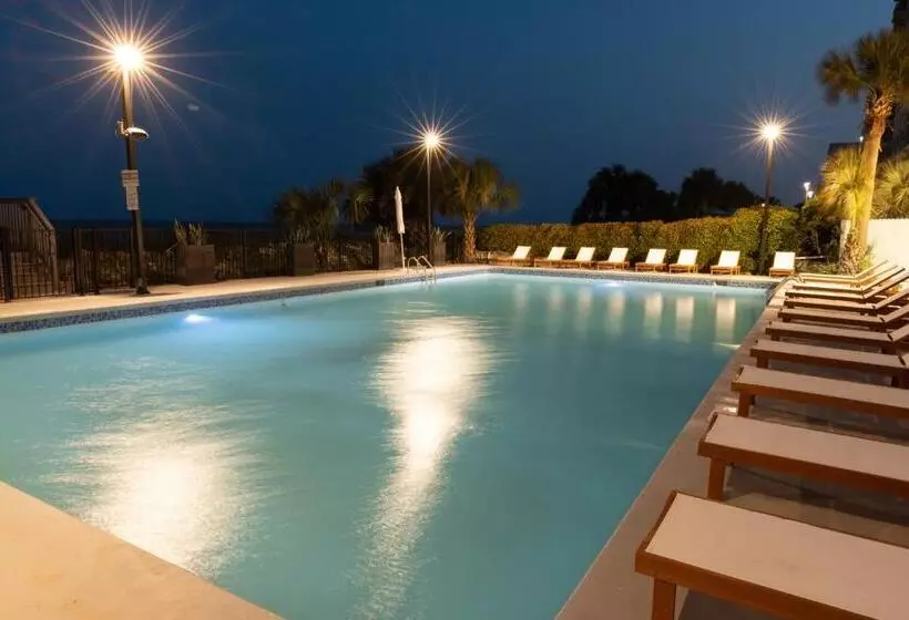 هتل Grande Beach Resort