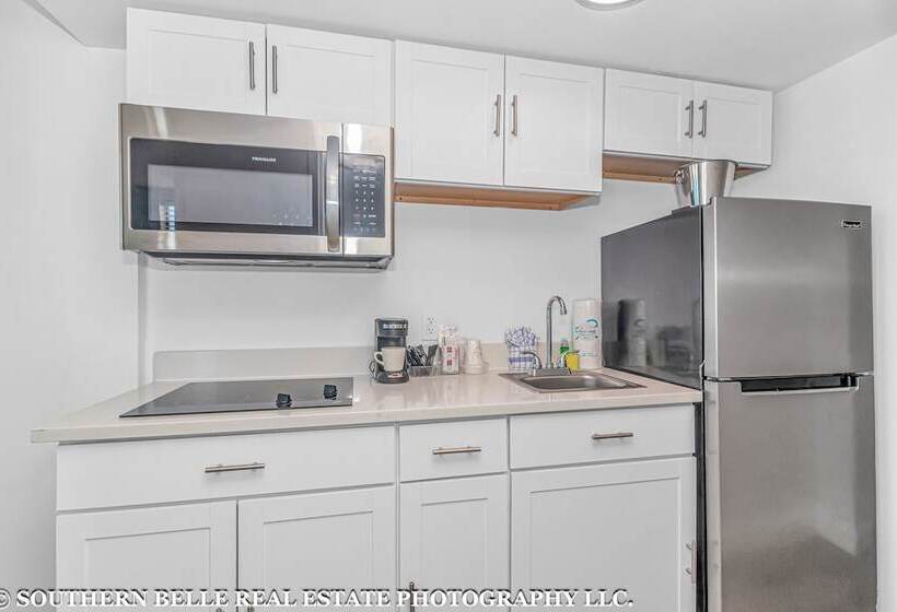 هتل Grande Beach Resort