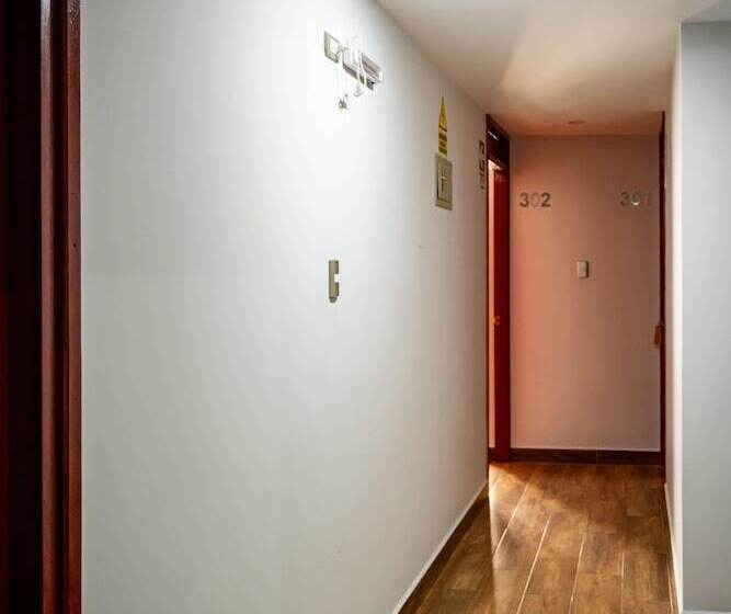 Отель Luz Garden