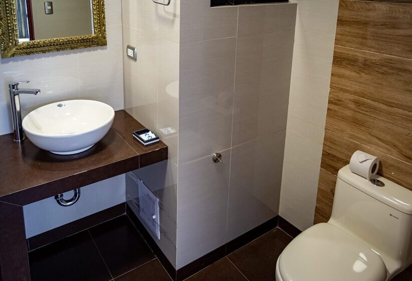 Отель Luz Garden