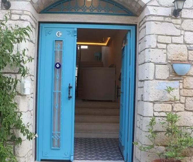 هتل Mavi Konak Alacati