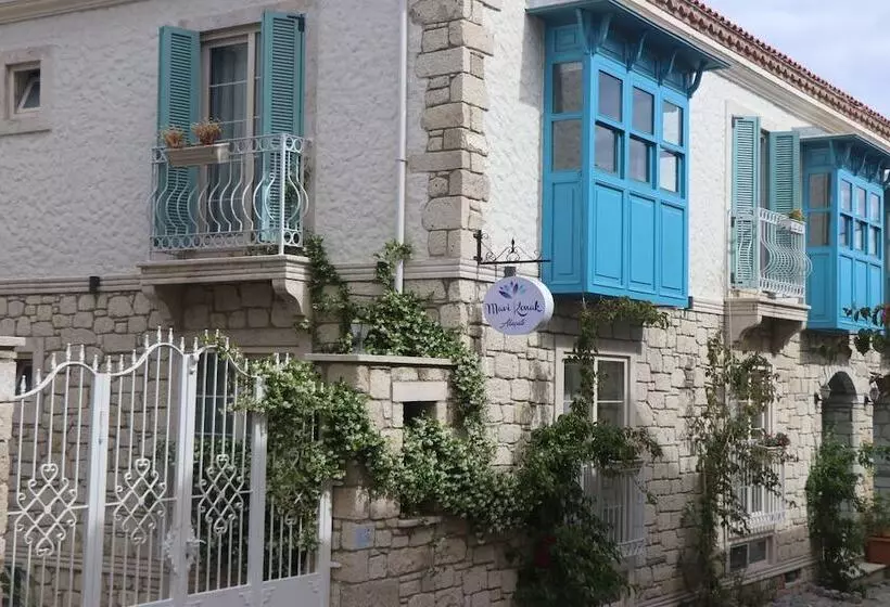 هتل Mavi Konak Alacati