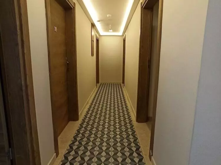 هتل Mavi Konak Alacati