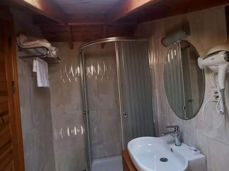 هتل Mavi Konak Alacati