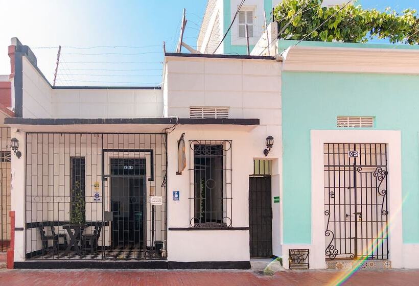 בית מלון כפרי Minita De Oro