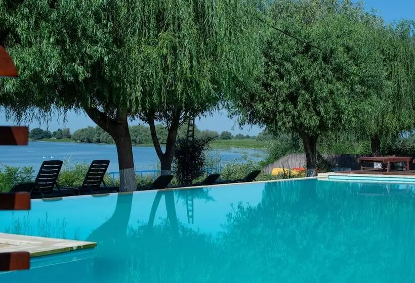 Hotelli Paradise Delta House