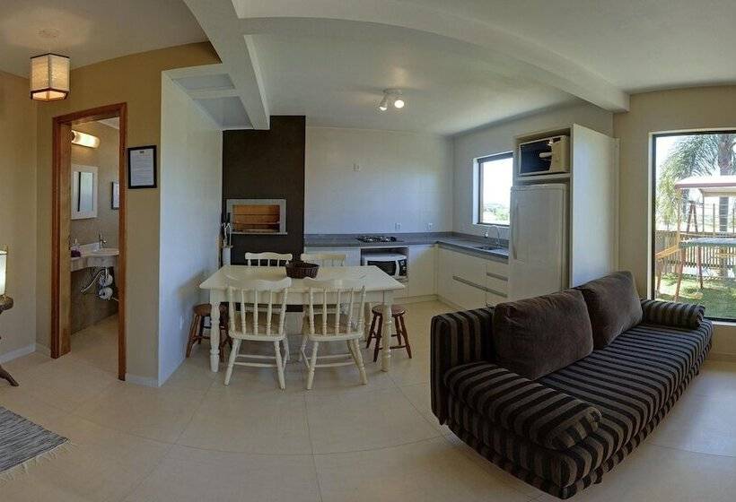 هتل Pousada Bangalôs Do Rosa