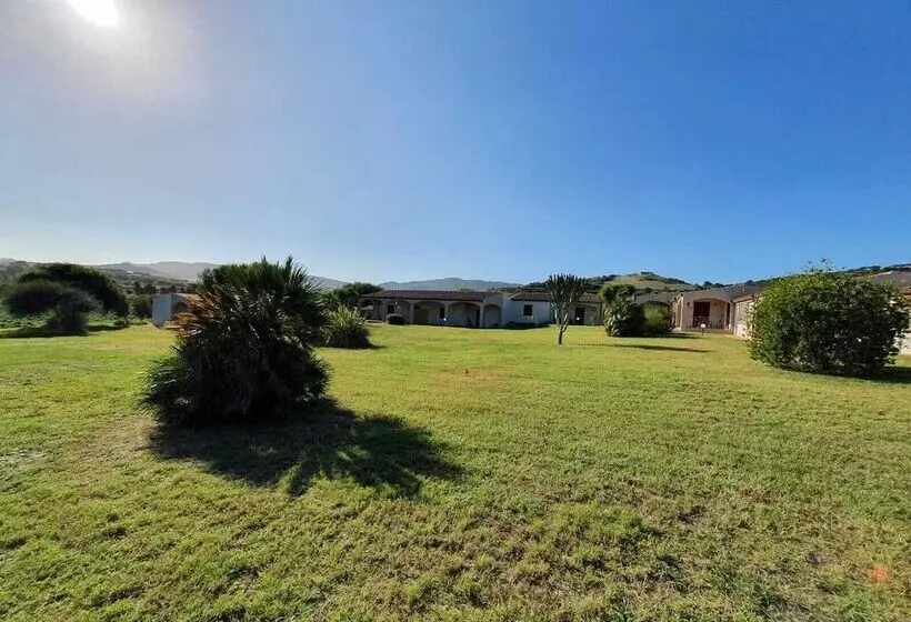 Maaseutuhotelli La Casa Di Spinosella Agriturismo