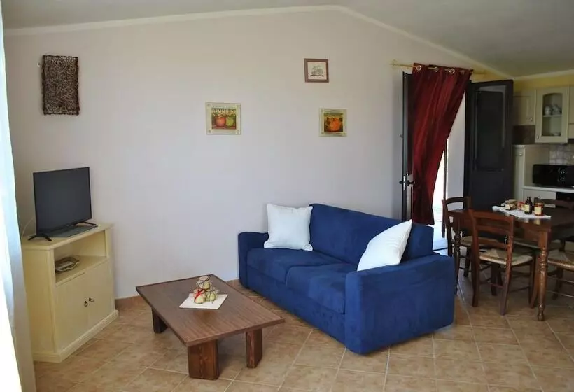 Maaseutuhotelli La Casa Di Spinosella Agriturismo