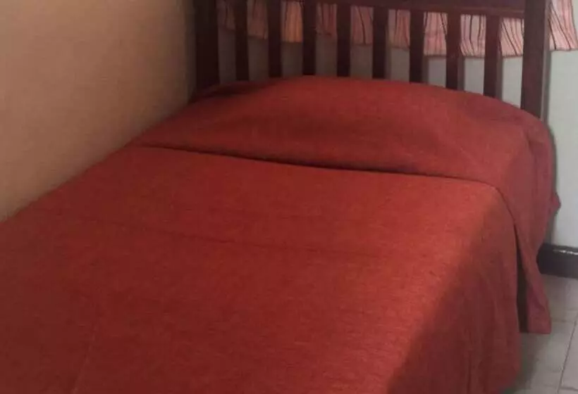 هتل Sooper Guest House