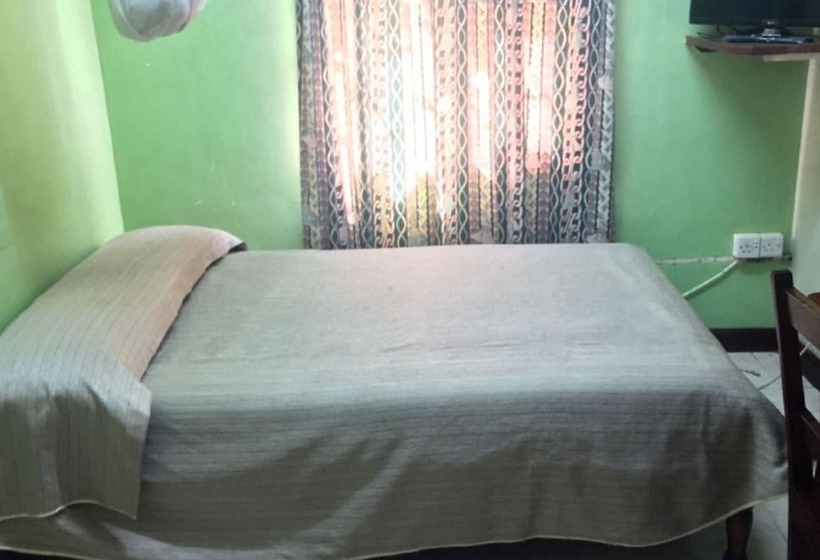 هتل Sooper Guest House