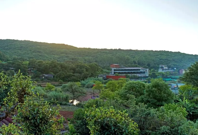 ホテル Treebo Shivay Resort