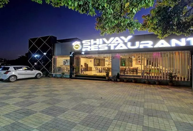 ホテル Treebo Shivay Resort