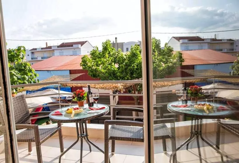 Ilida Apartments
