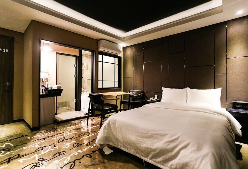 فندق على الطريق Bundang Reniel