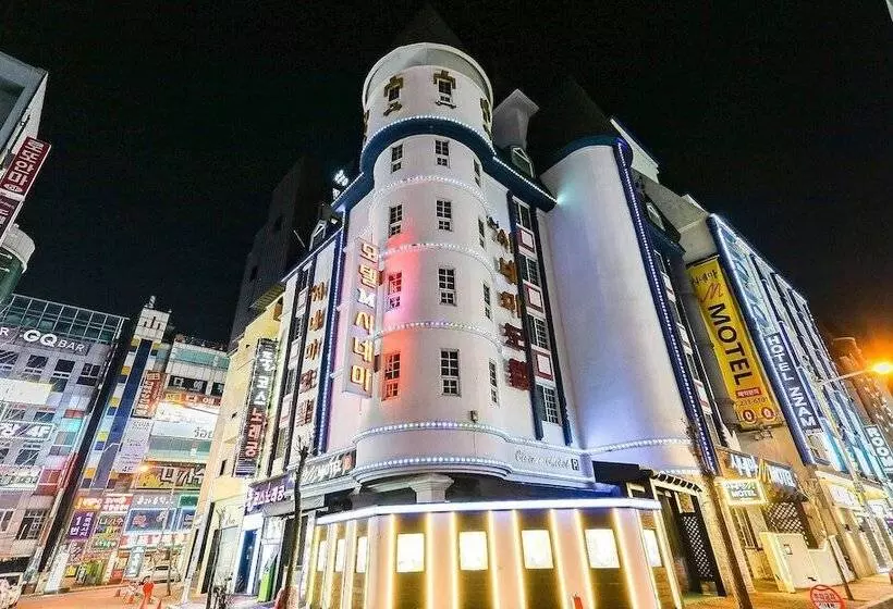 モーテル About