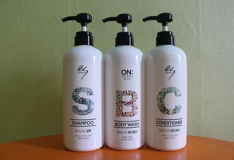 汽车旅馆  Gumi Fun