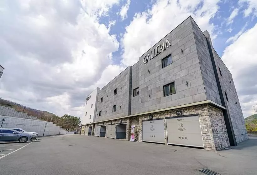 Motelli Haman Galleria